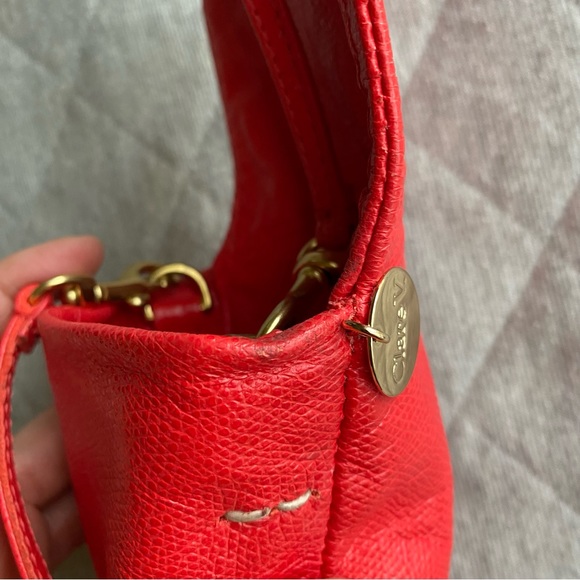 Clare V. Camille - Picture 4 of 10